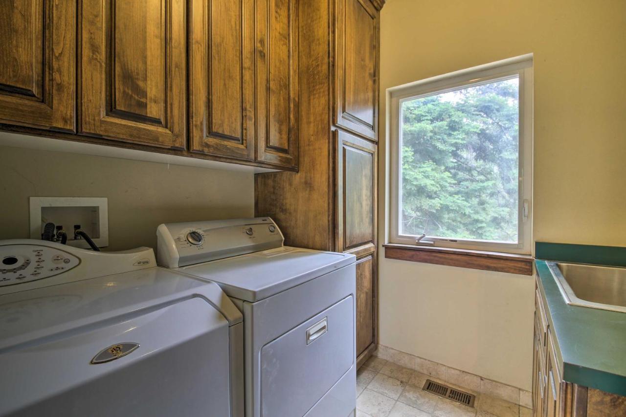 Incredible Lake Arrowhead Home With Views And Decks! Ngoại thất bức ảnh