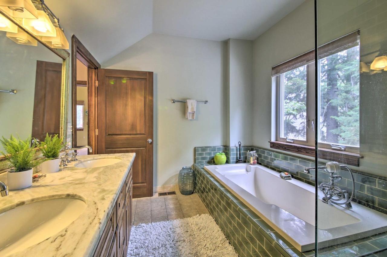 Incredible Lake Arrowhead Home With Views And Decks! Ngoại thất bức ảnh